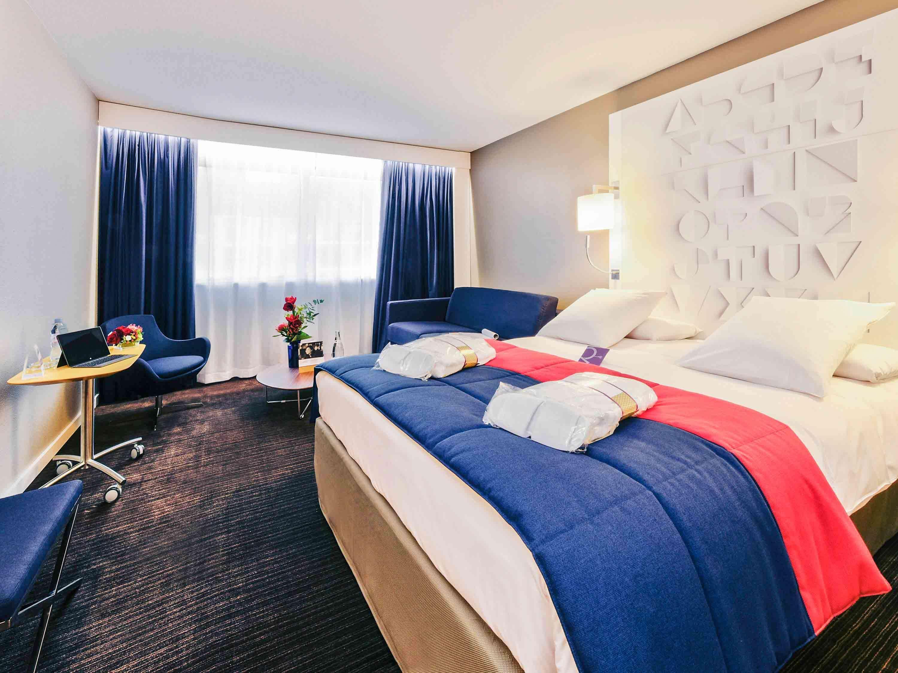 Hotel Mercure Centre Parlement 4*